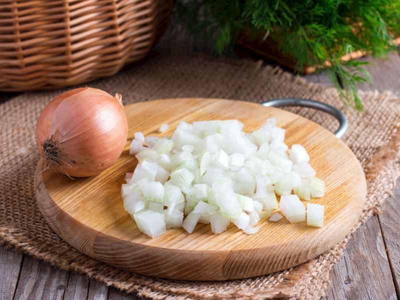 Özbek Pilavına Soğan Girer Mi?