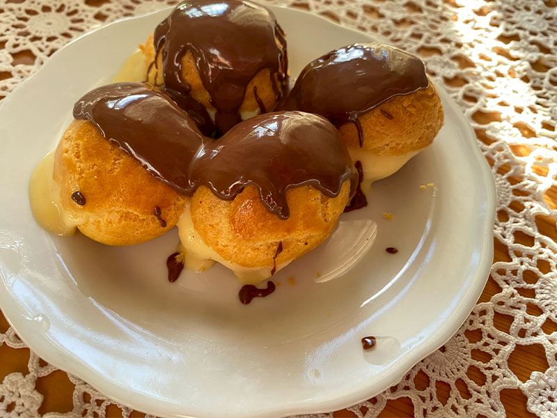 Profiterol Hamuruna Kaç Yumurta Konur?