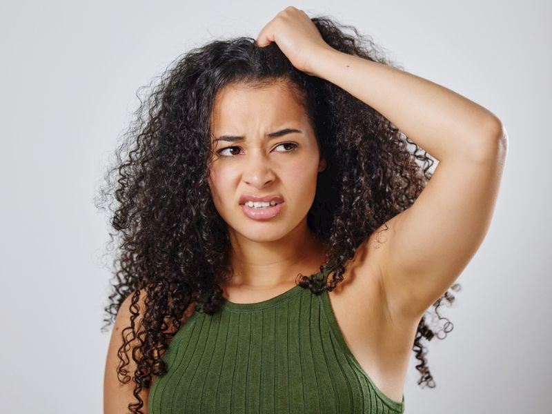 Saç Diplerinde Acı Neden Olur ve Nasıl Geçer?