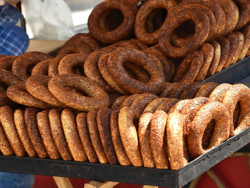 Simit Hamuruna Yağ Konur Mu?