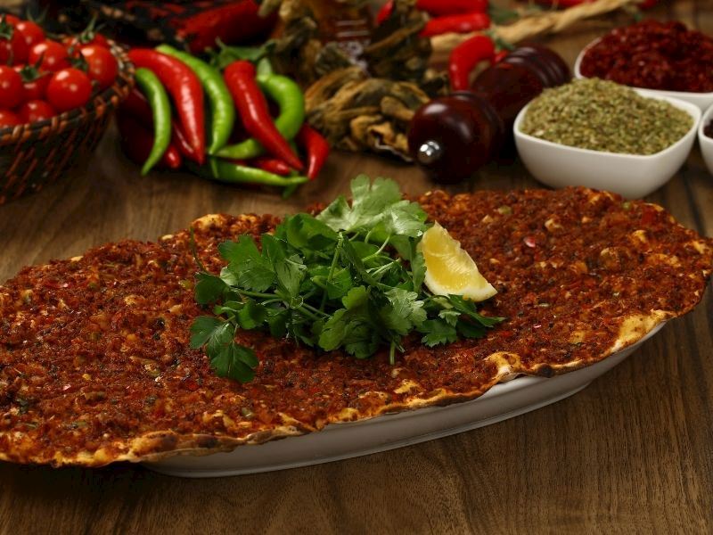 Urfa Lahmacunu Nasıl Yapılır?
