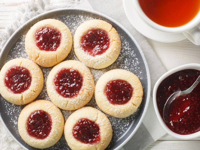  Ağızda Dağılan Reçelli Kurabiye Tarifi