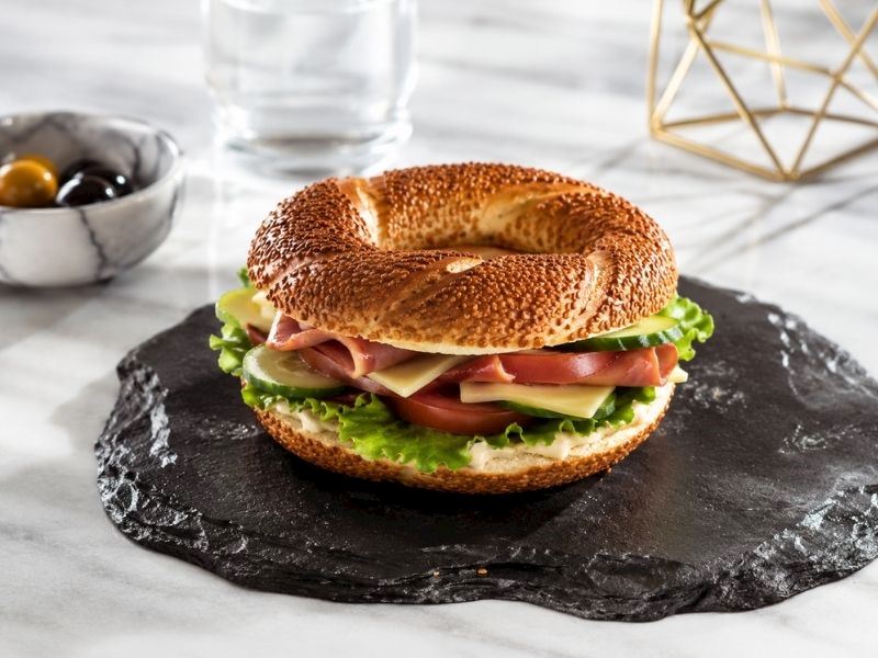 Doyurucu ve Pratik Sandviç Simit Tarifi