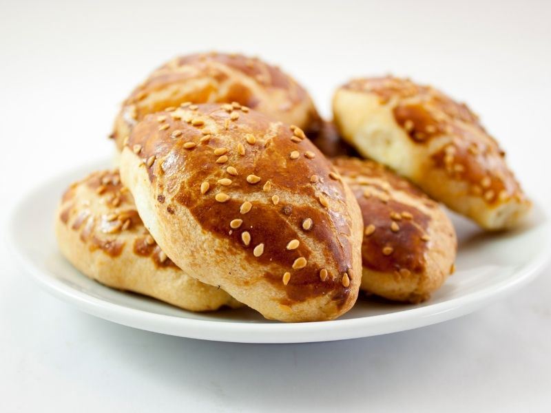 Kıyır Kıyır Mayasız Poğaça Tarifi