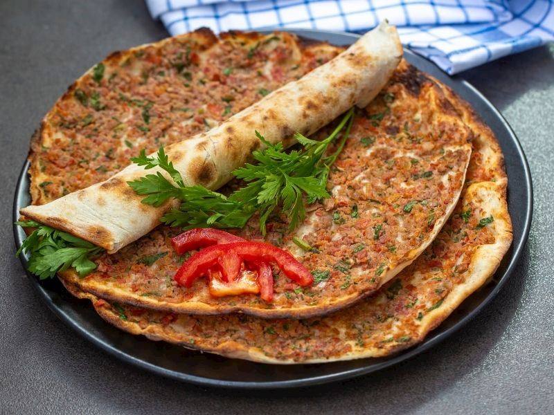 Lahmacun Hamuru Tarifi