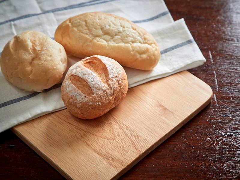 Konya usulü etli ekmek tarifi Konya usulü etli ekmek nasıl yapılır