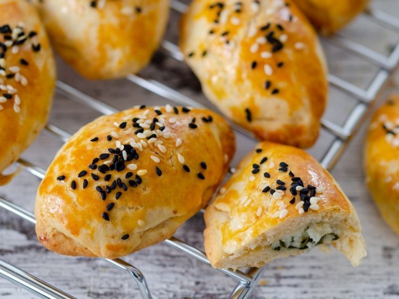 Süt Kullanmadan Yumuşacık Poğaça Tarifi