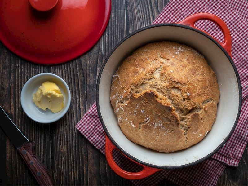 Tencerede Ekmek Tarifi